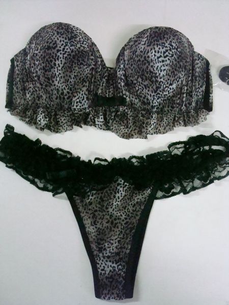 CONJUNTO TOMARA QUE CAIA COM ALÇA REMOVIVEL